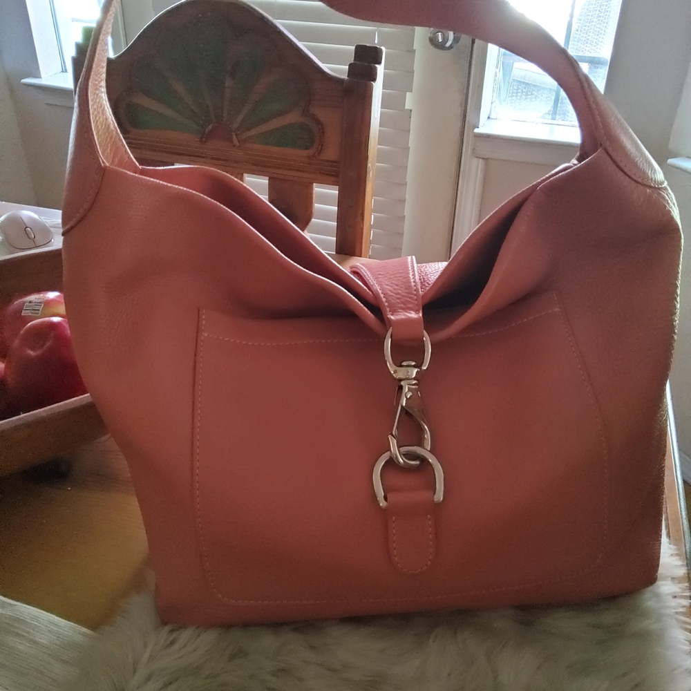 Elegant Peach Leather Shoulder Bag
